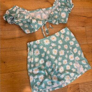 SHEIN Green Daisy Print Top and skirt set